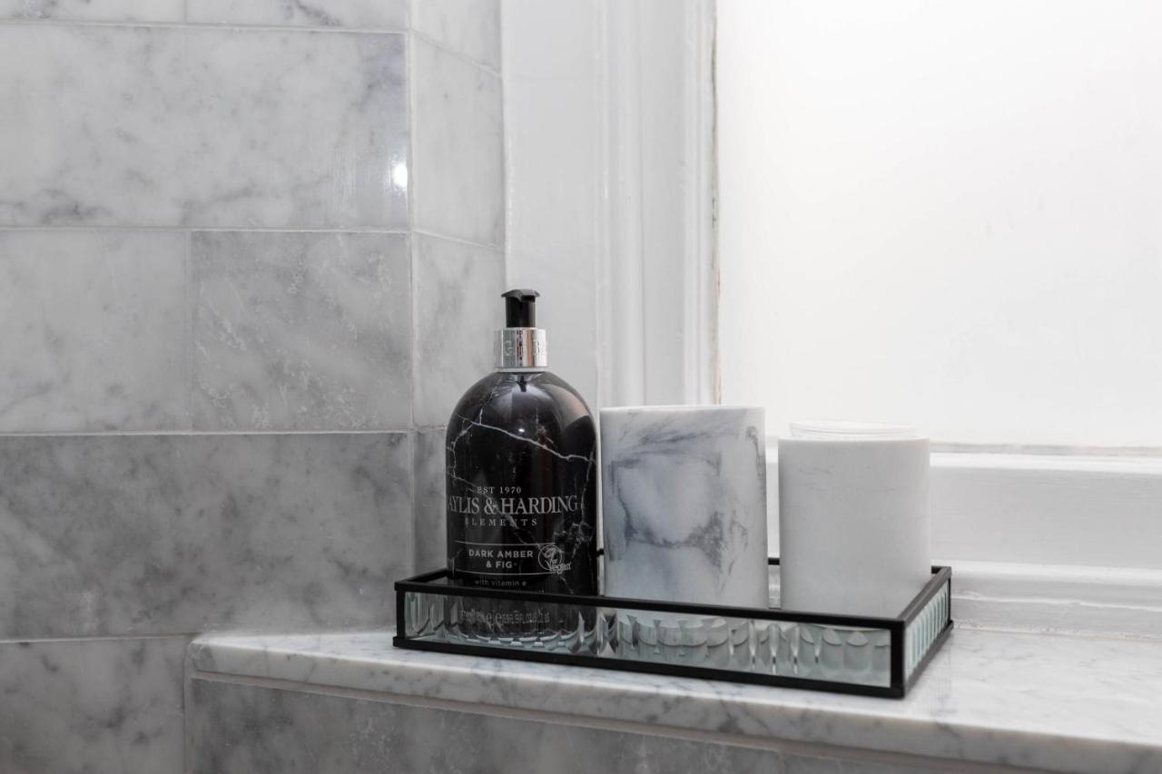 לונדון Stylish 2 Bedroom Apartment Near Oxford Street מראה חיצוני תמונה
